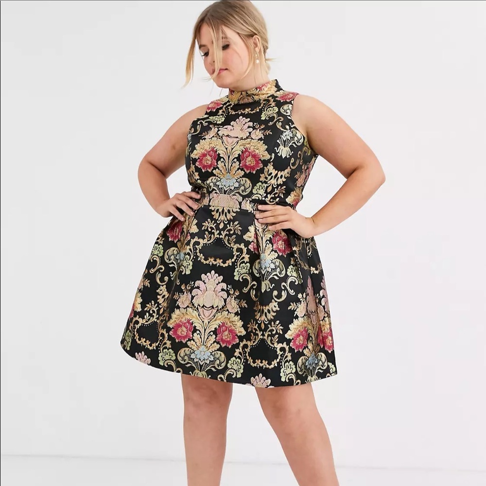 Chi Chi London Plus size Jacquard Dress ***NEW***